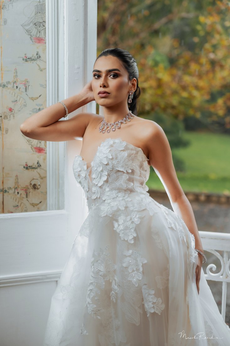 Lace Bodice — Window Light